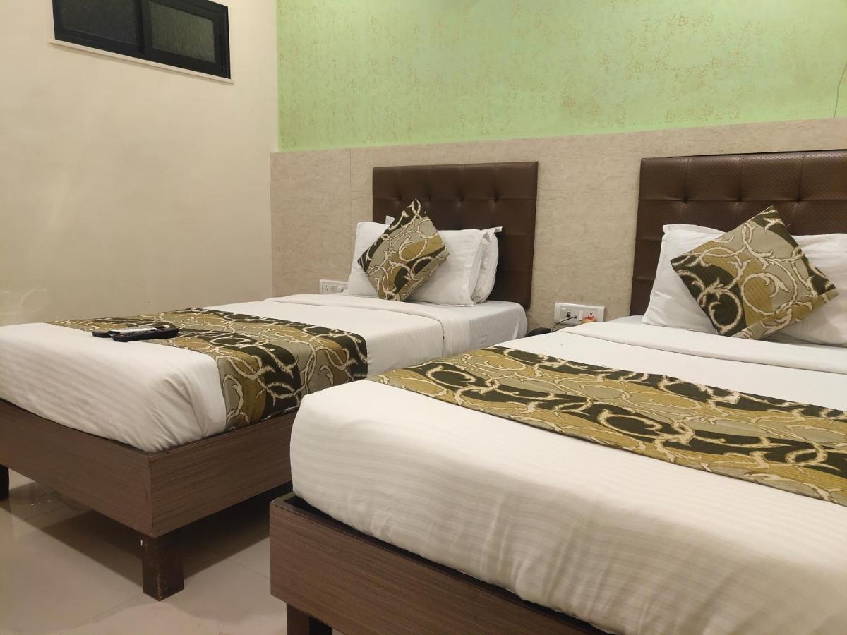 Hotel Golden Nest Popular Residency Bombaj Zewnętrze zdjęcie